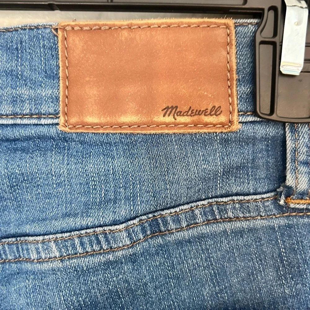 Madewell Sz 23/26 Cali Demi-Boot Jeans in Bronson Wash: Button-Front Edition - Picture 6 of 8
